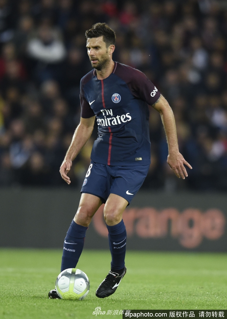 曼晚：曼联可在冬窗尝试引进托尼，他与姆伯莫配合默契