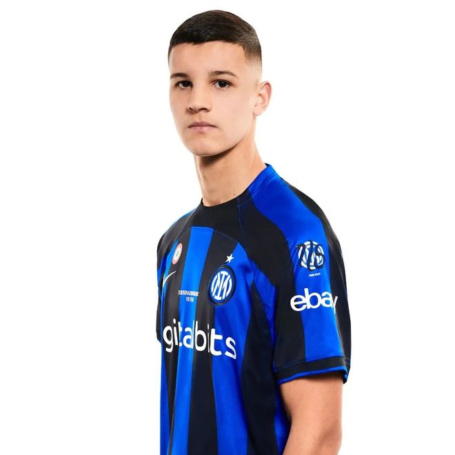 国足官方：祝愿魏祥鑫在法甲提升能力，为中国足球贡献力量（国足官方：期待魏祥鑫在法甲锤炼提升，助力中国足球）