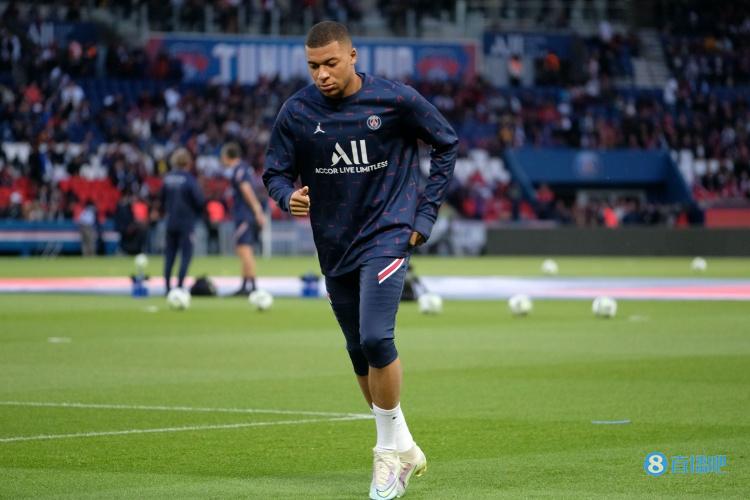 世俱杯夺冠赔率：曼城力压皇马领跑 多特被看衰（世俱杯冠军赔率：曼城力压皇马居首，多特前景不佳）