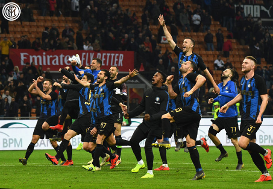 随着阿森纳2-0，利物浦1-1，切尔西1-3爆冷，英超最新积分榜出炉（英超最新榜单公布：阿森纳2-0全取三分，利物浦1-1憾平，切尔西1-3遭冷门）