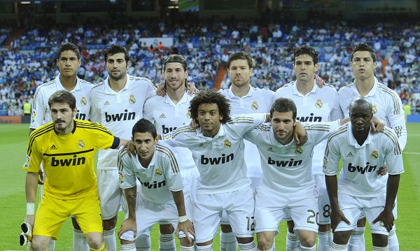 澳超半场：两队破门乏术，麦克阿瑟0-0布里斯班狮吼（澳超半场：麦克阿瑟与布里斯班狮吼互交白卷，0-0）