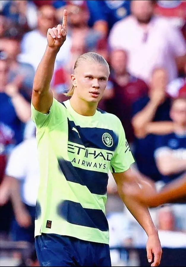 罗马诺：迪乌夫的最终转会费为2500万欧元，并已确保全额支付