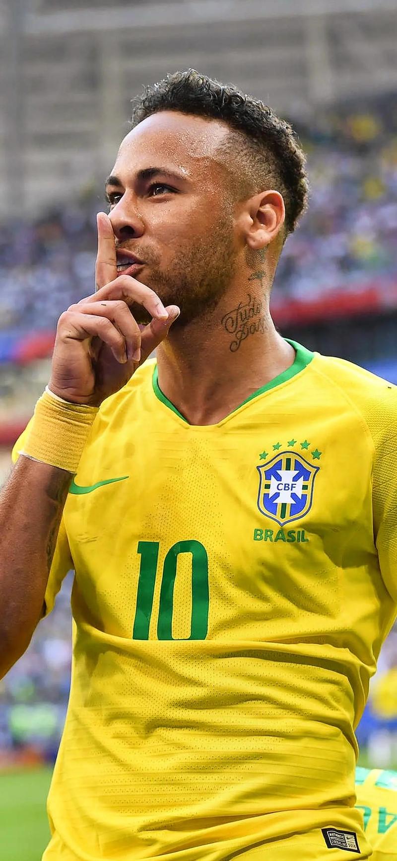 英超前瞻：利物浦久旱逢甘霖颓势暂止，桑德兰状态火热冲前四（英超前瞻：利物浦止颓迎回暖，桑德兰火热状态剑指前四）